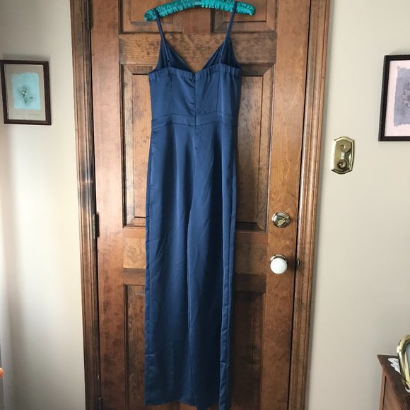 NWT Dynamite Silky Dark Blue Split Leg Jumpsuit w/Spaghetti Straps X-Small - Picture 7 of 15